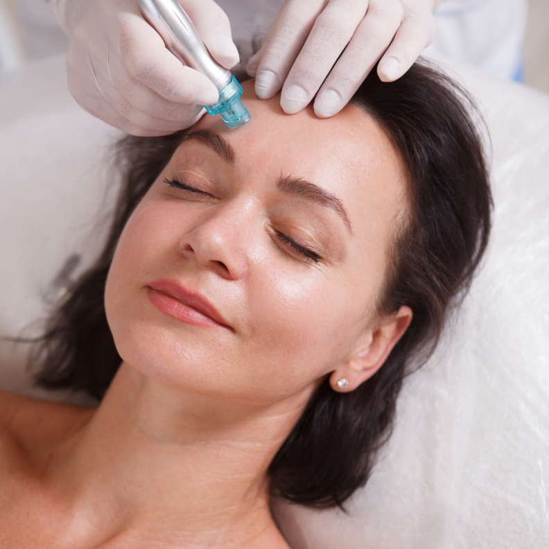 Hydra Glow Facial